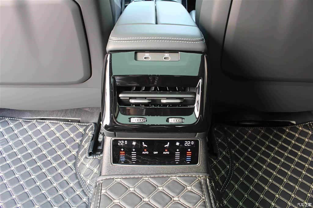 Audi A6L, 2026 12