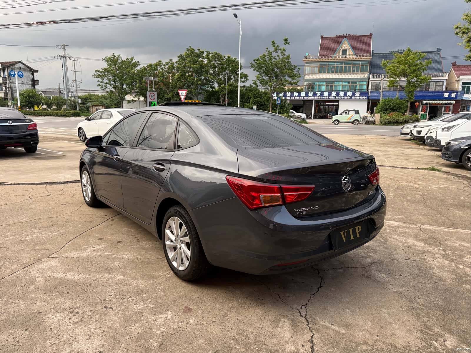 Buick Verano, 2017 9