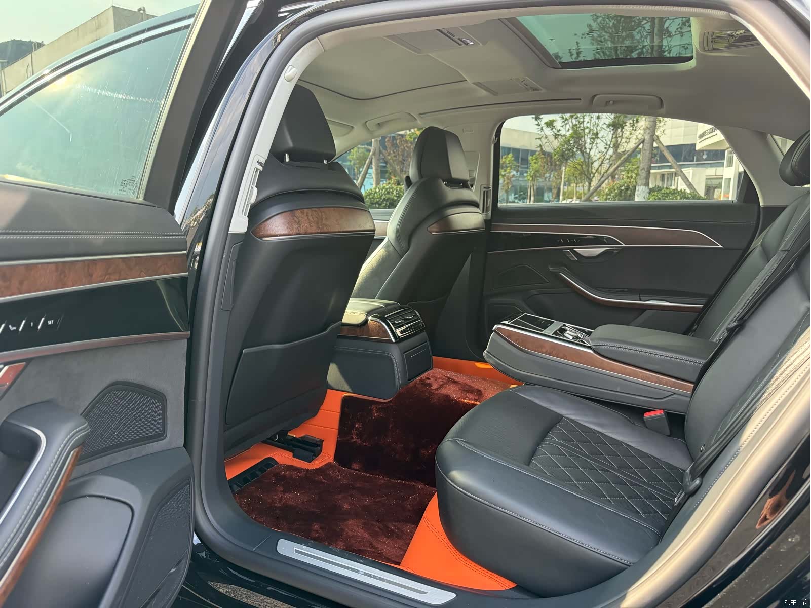 Audi A8L, 2022 10