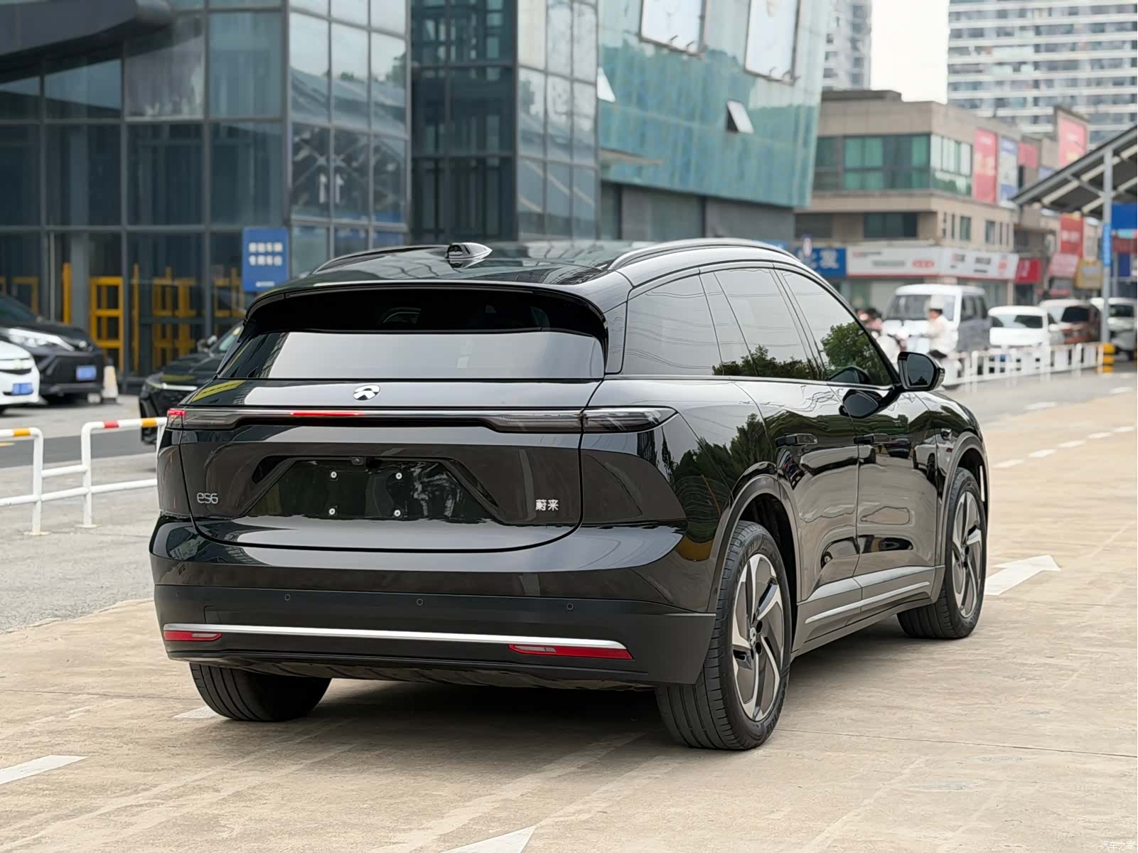 NIO ES6, 2024 11