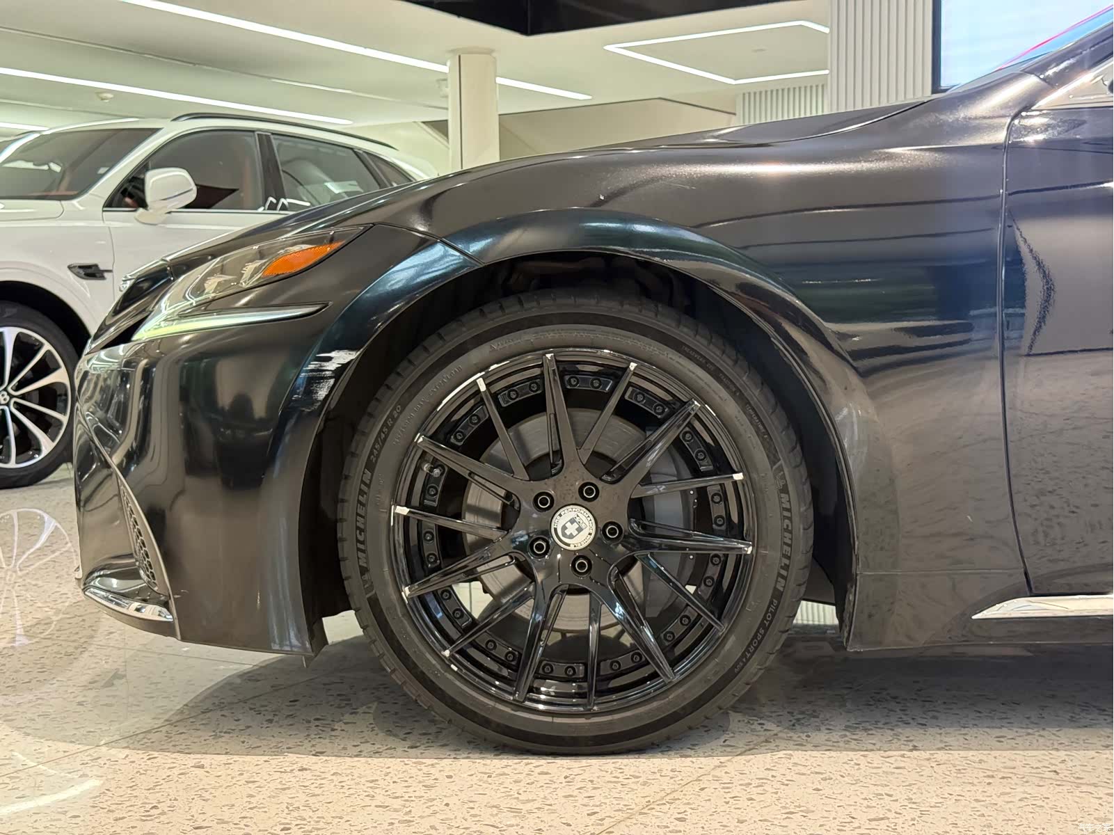 Lexus LS, 2019 20