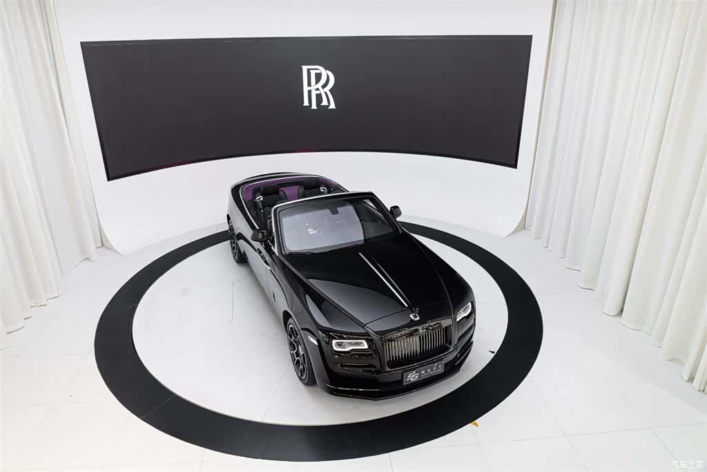 Rolls-Royce Black, 2019 20