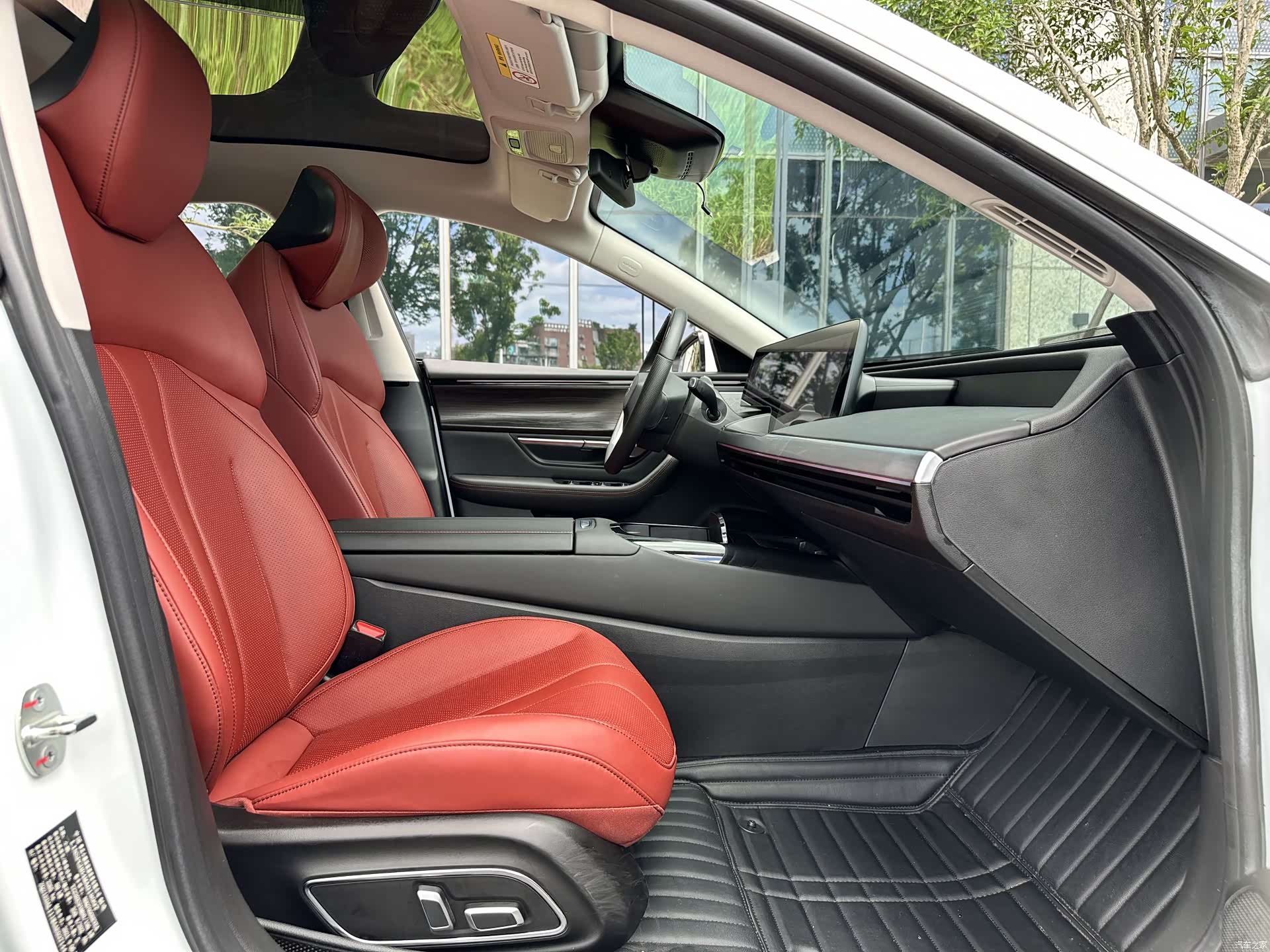 Xpeng P7, 2021 7