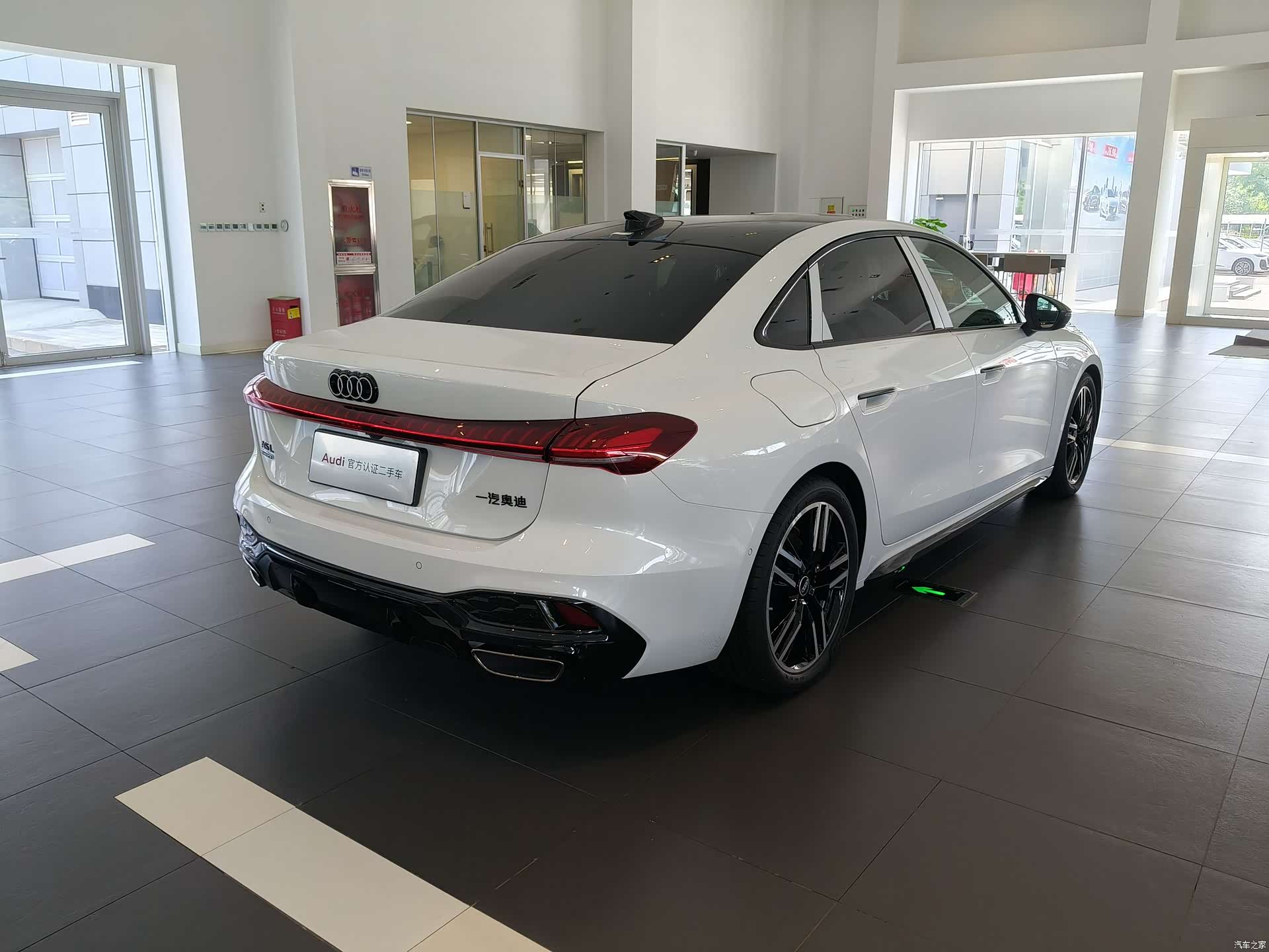 Audi A5, 1900 8