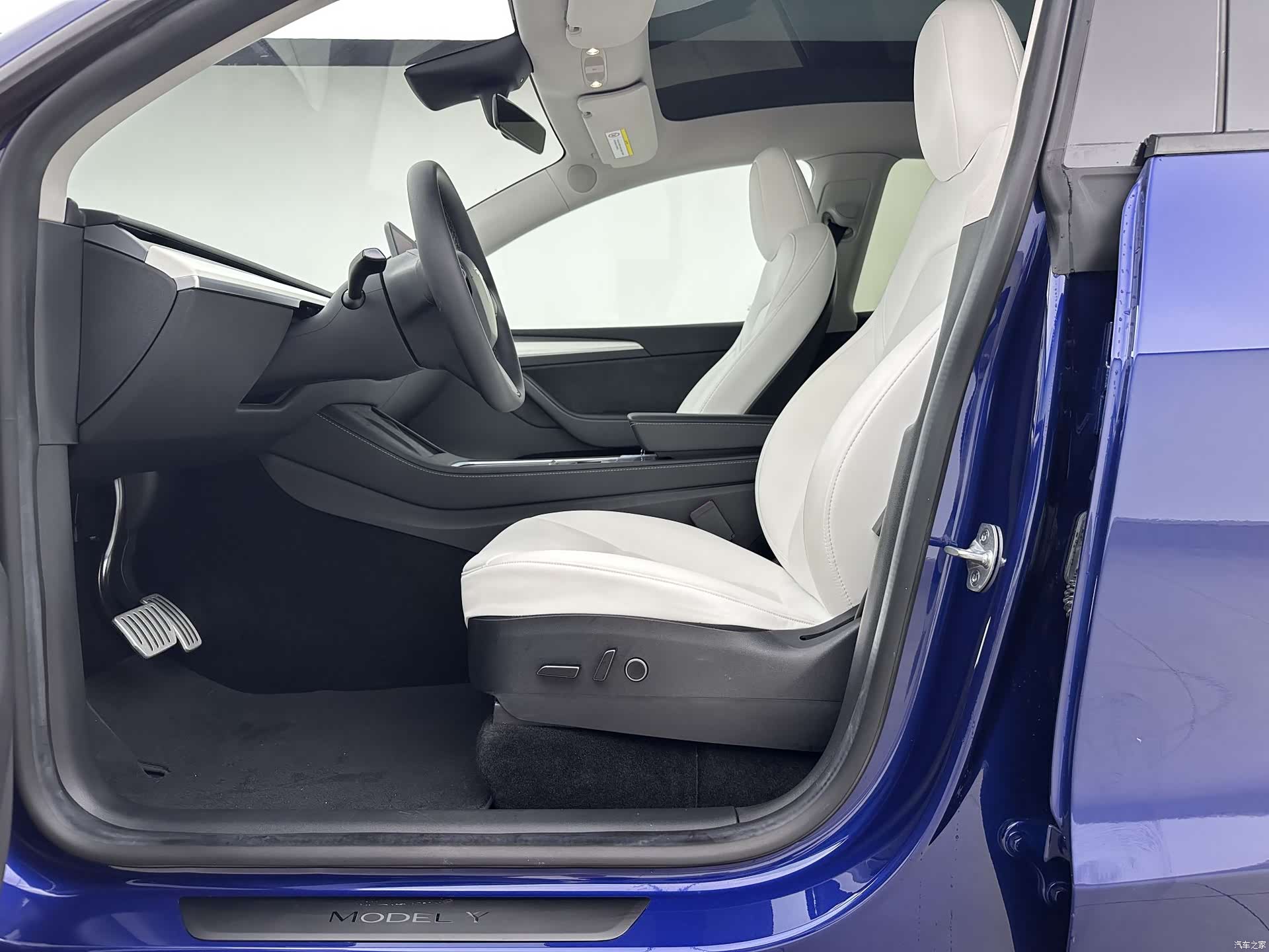Tesla Model Y, 2023 6