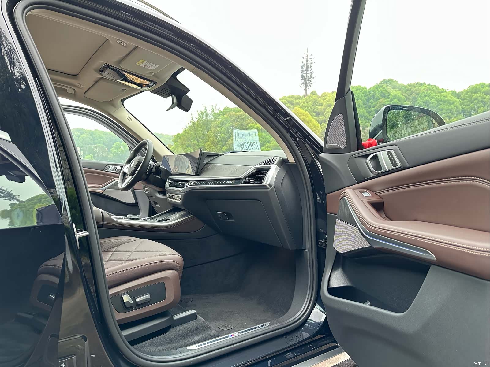 BMW X5, 2025 10