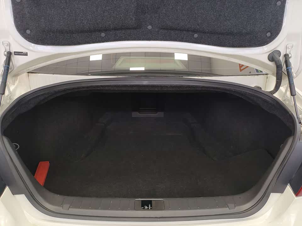 Infiniti Q70 Infiniti Q70