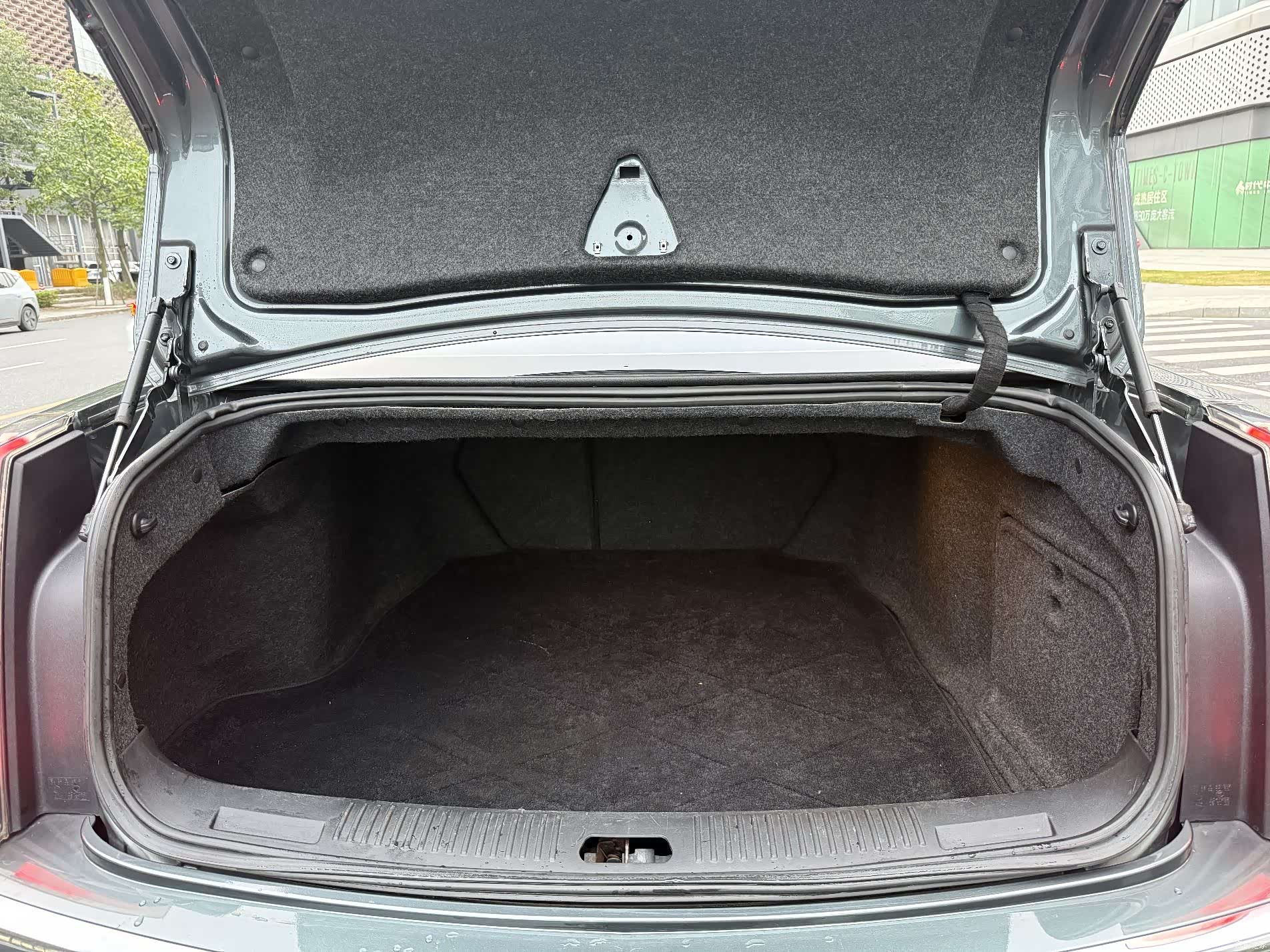 Cadillac CTS, 2011 16
