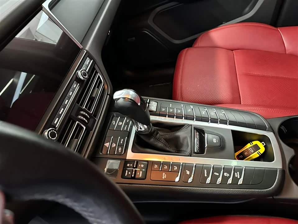 Porsche Macan Porsche Macan