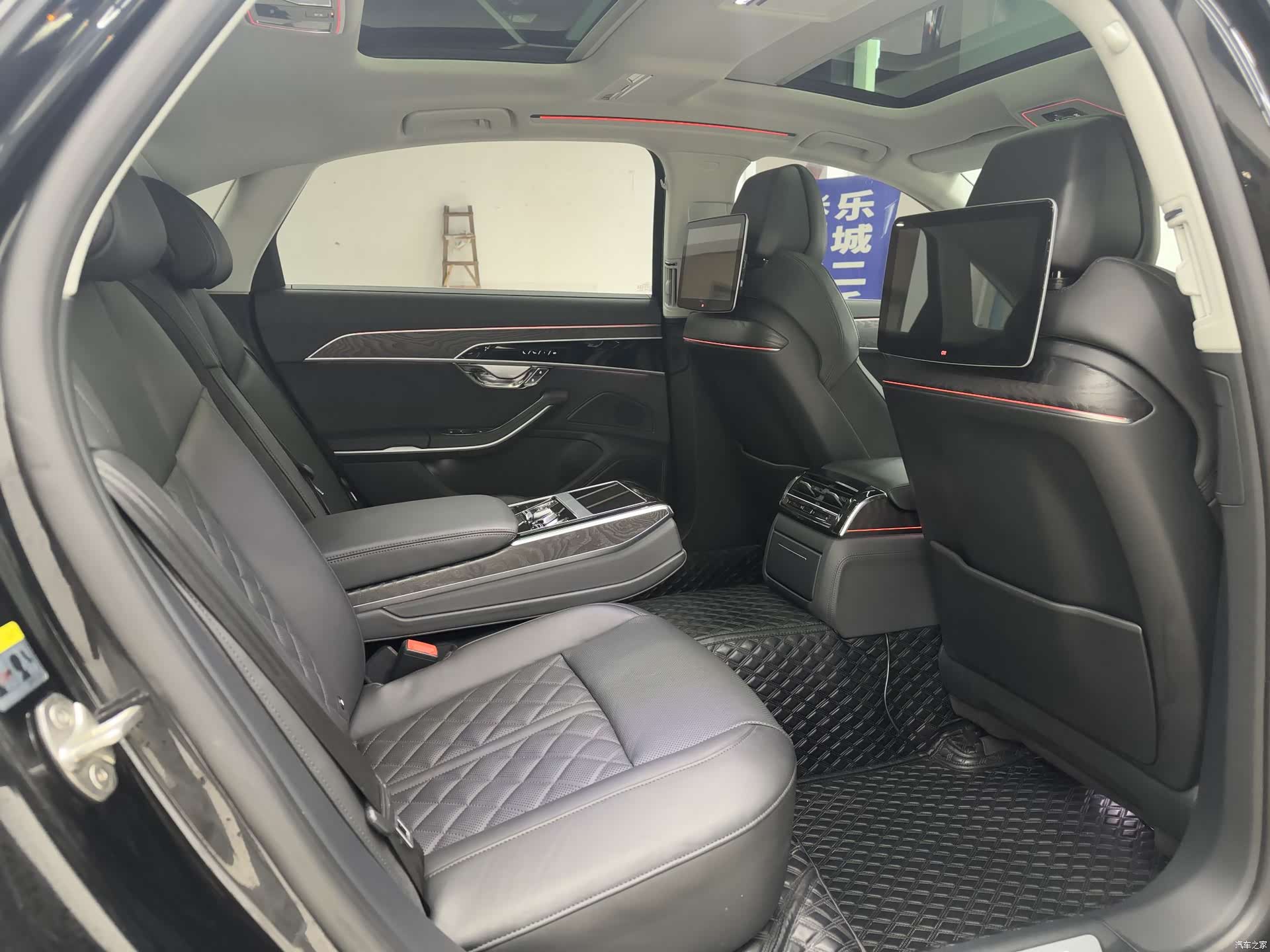 Audi A8L, 2023 9