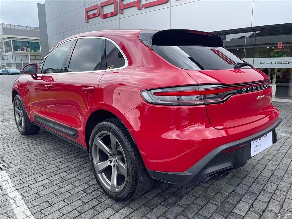 Porsche Macan, 2025 8