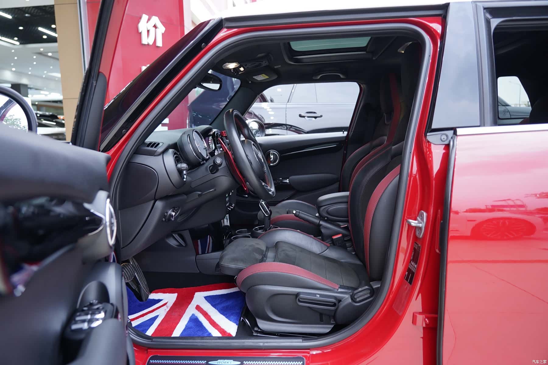Mini Cooper, 2020 все фото