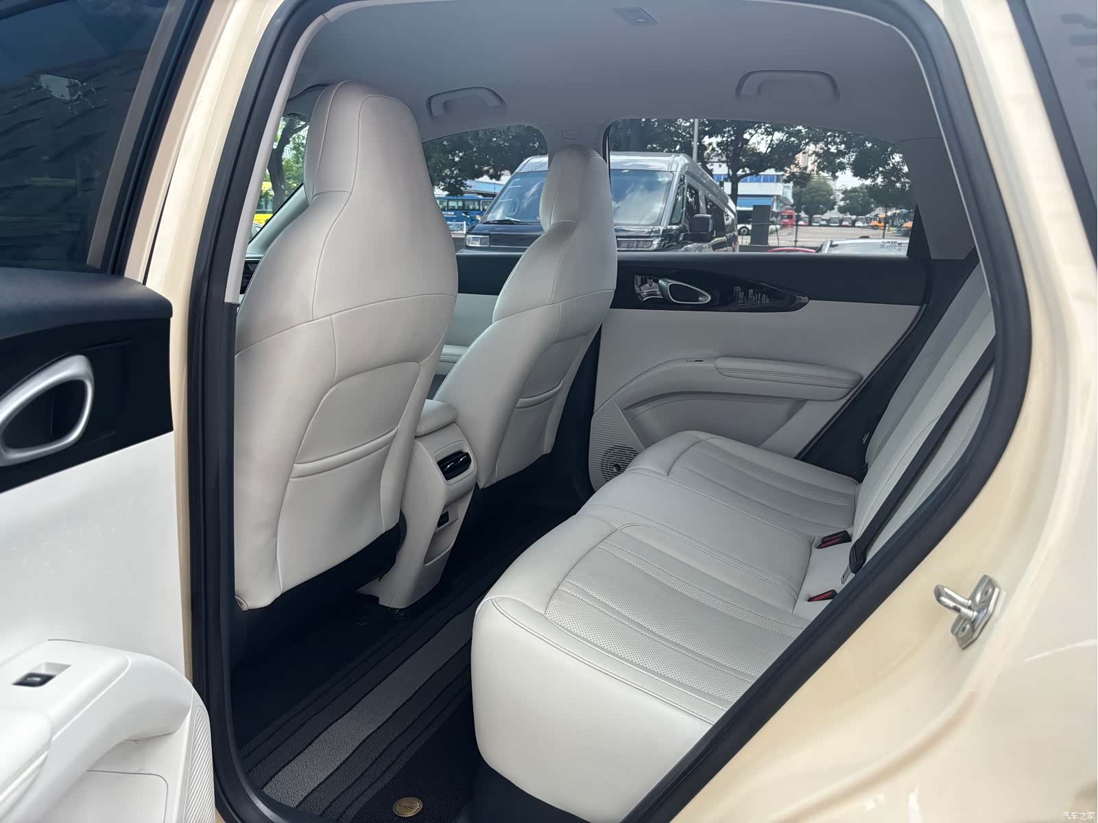 Geely Xingyuan, 2024 13