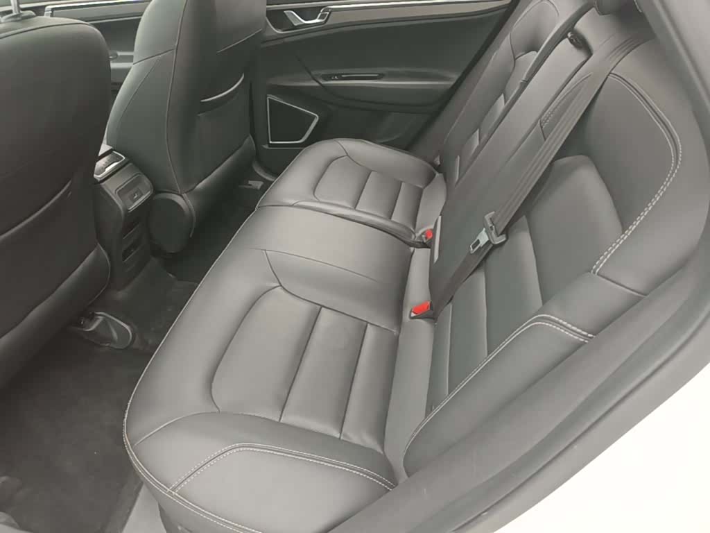 Geely Emgrand, 2017 17