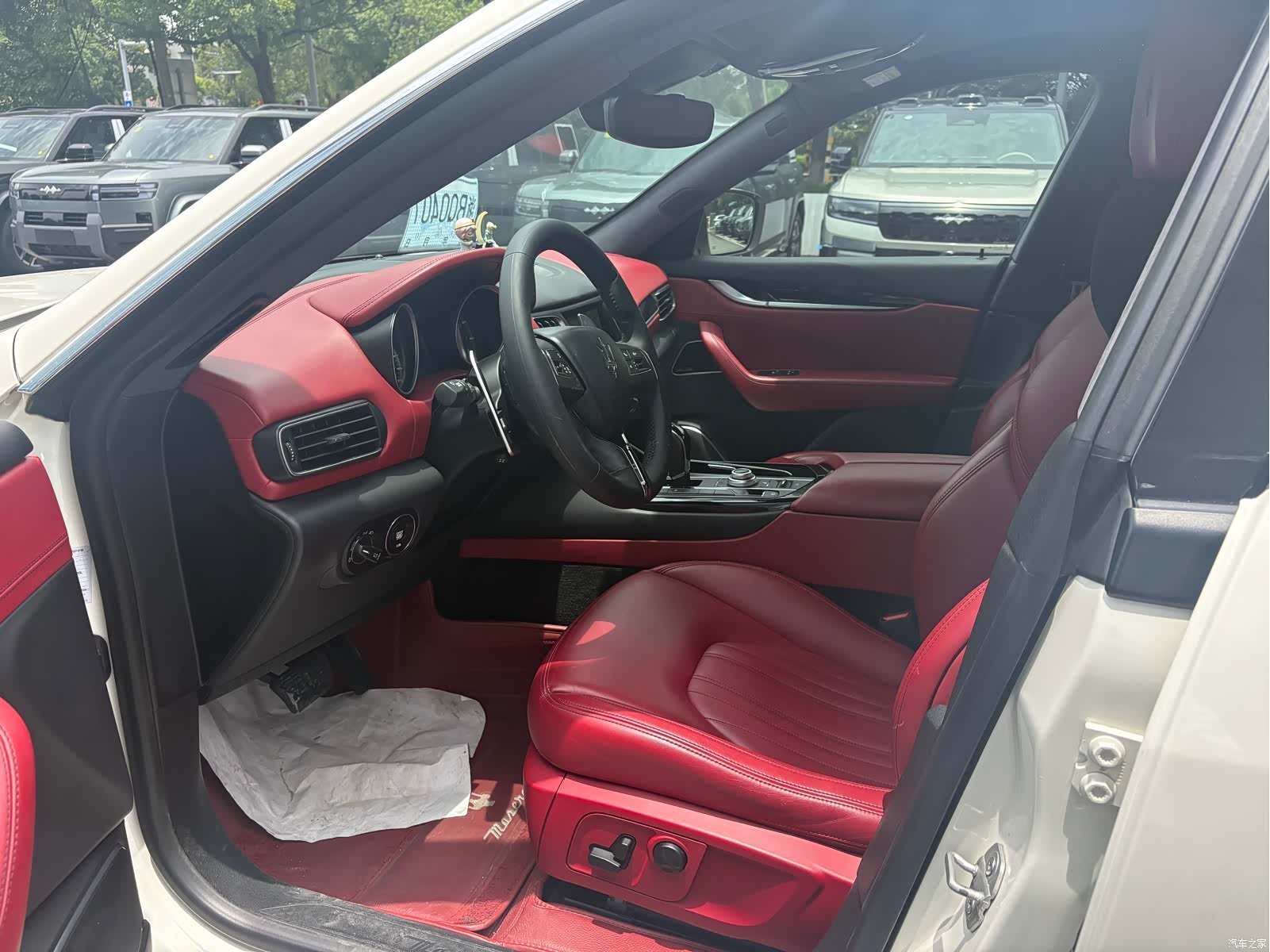 Maserati Levante, 2017 4