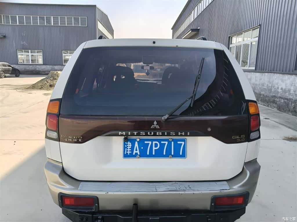 Mitsubishi Pajero, 2006 8