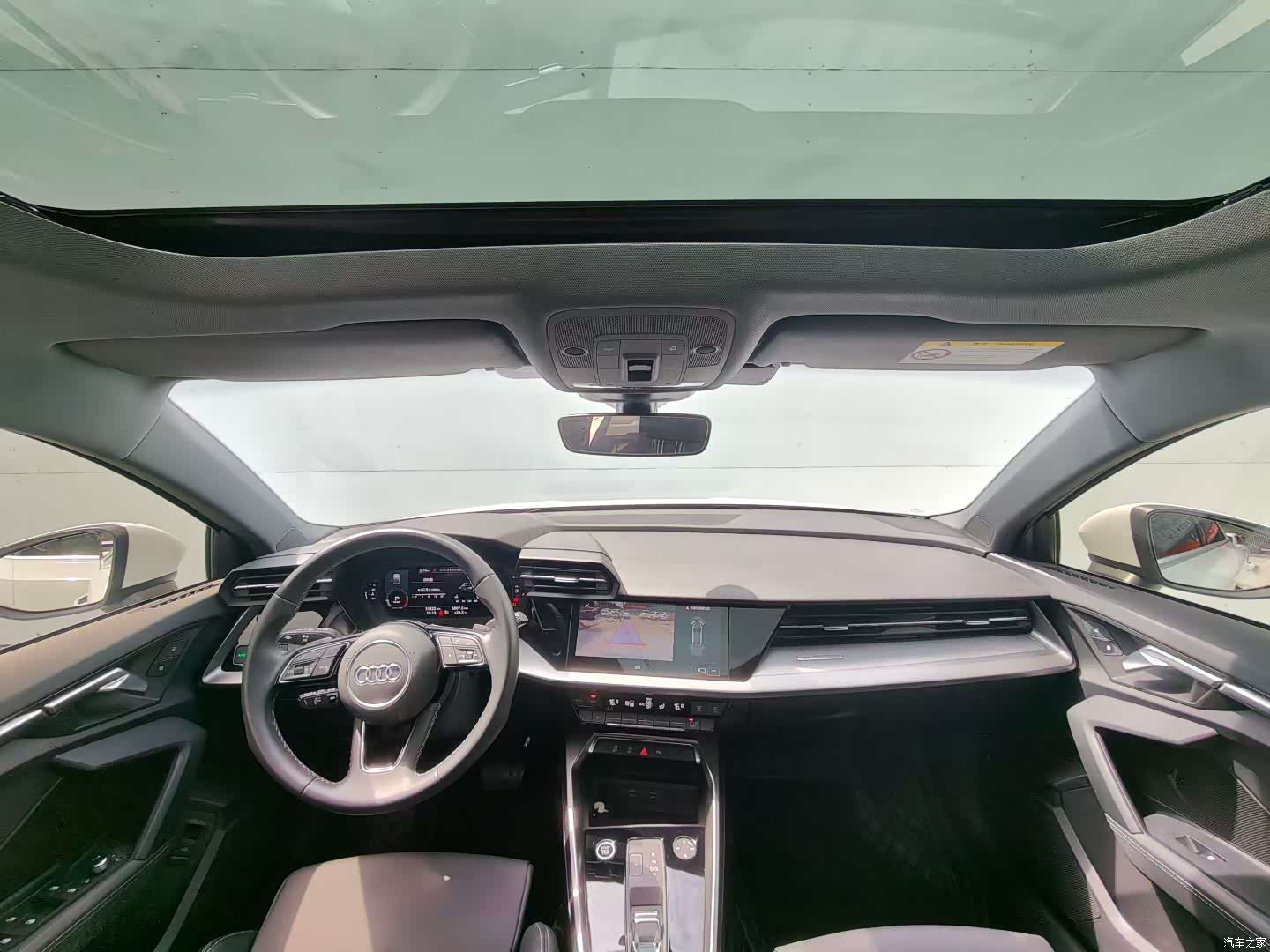 Audi A3, 2023 все фото