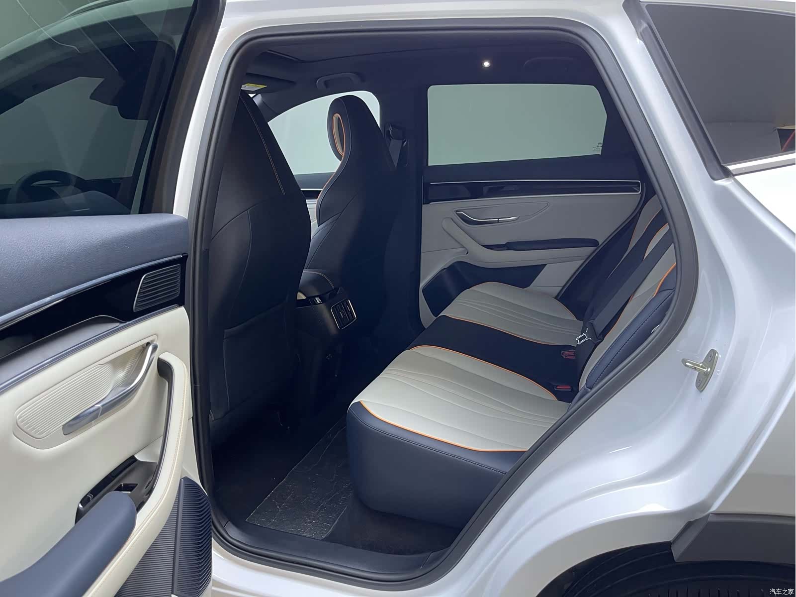 BYD Song, 2022 12