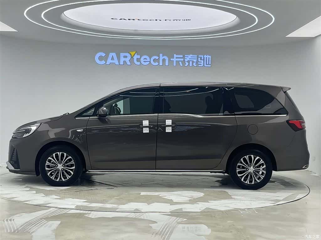 Buick GL8, 2023 все фото