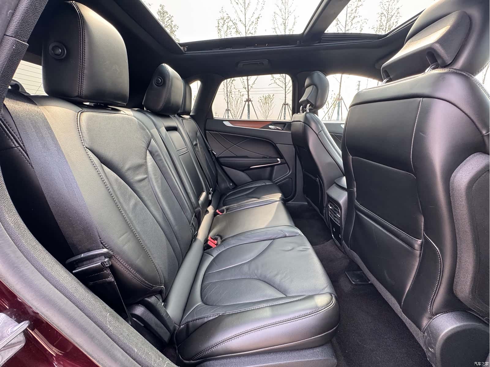 Lincoln MKC, 2019 13