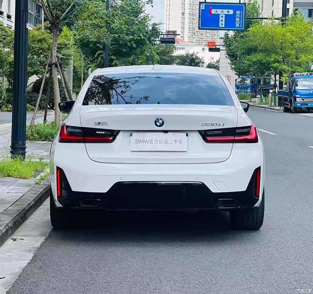BMW 3 Series, 2025 все фото