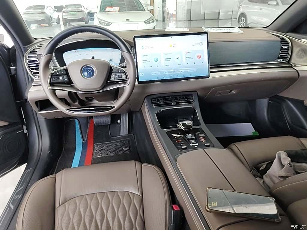 BYD Han, 2022 10