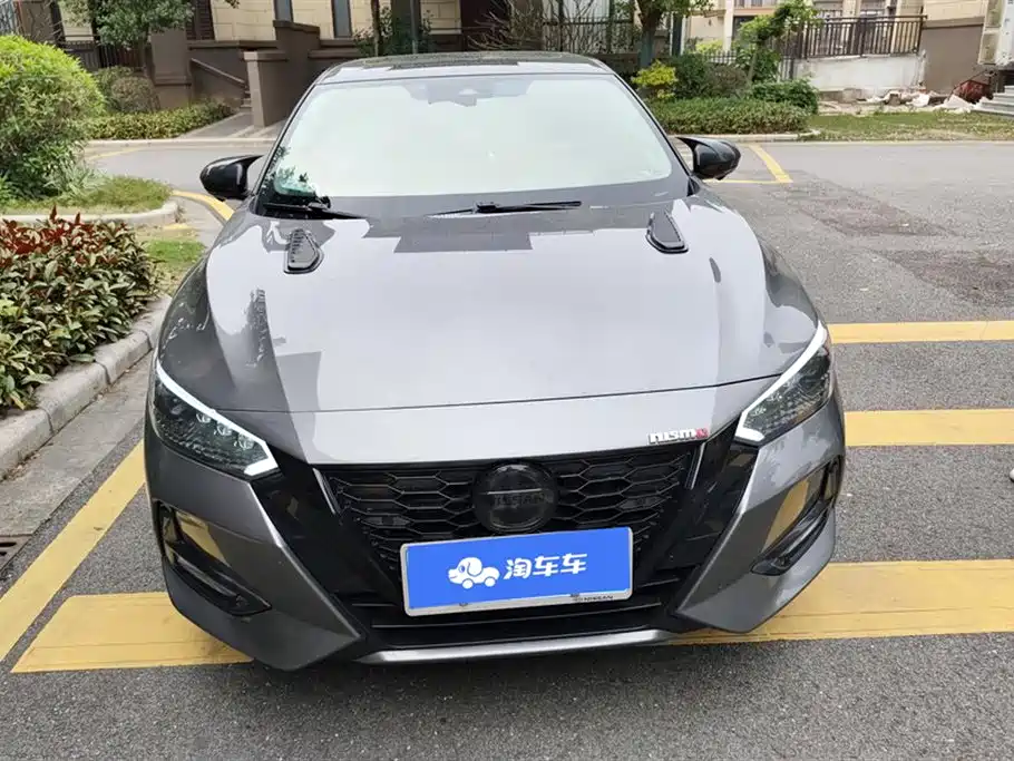Nissan Xuan Yi