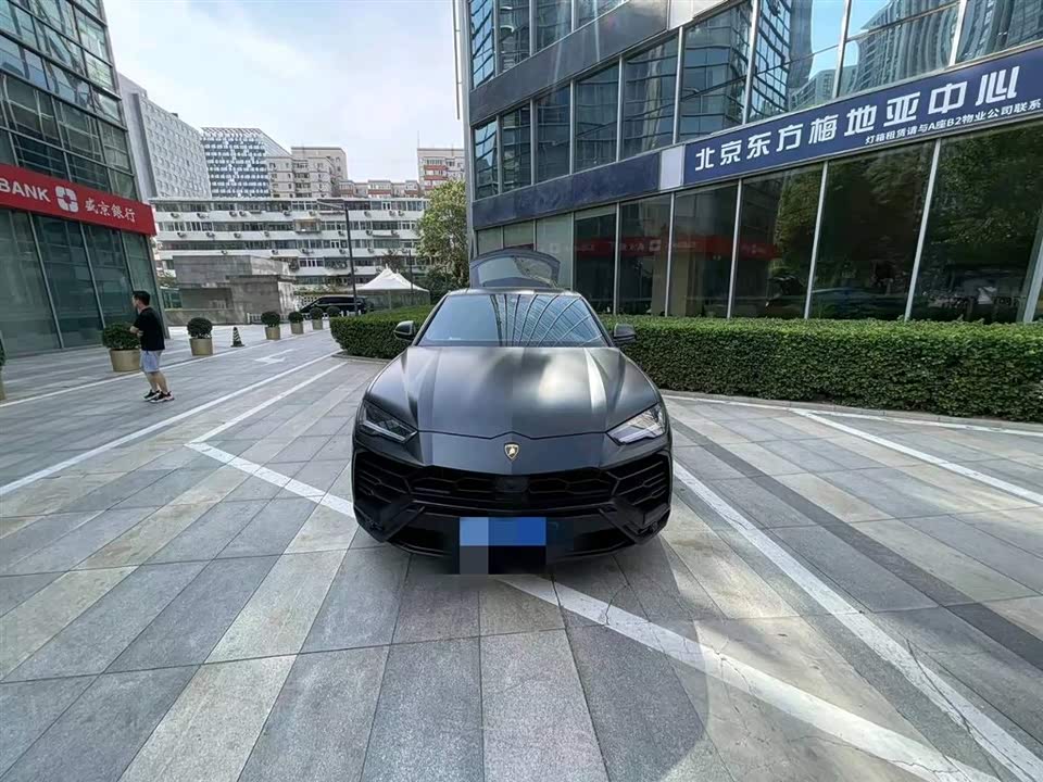 Lamborghini Urus