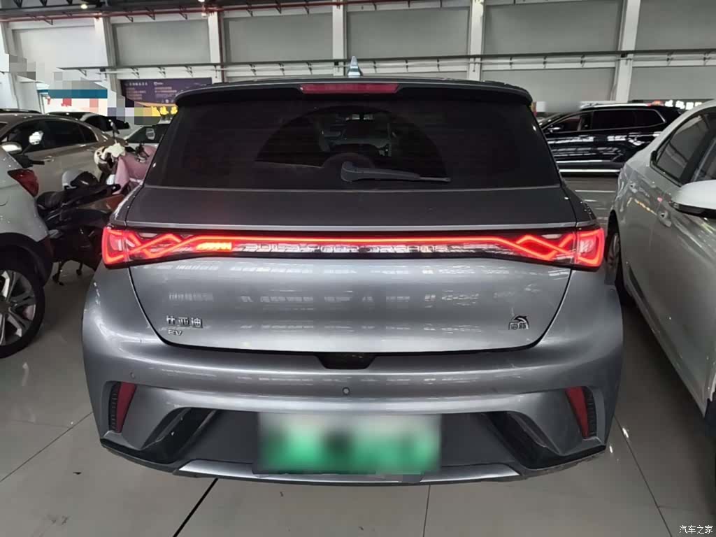 BYD Dolphin, 2023 6