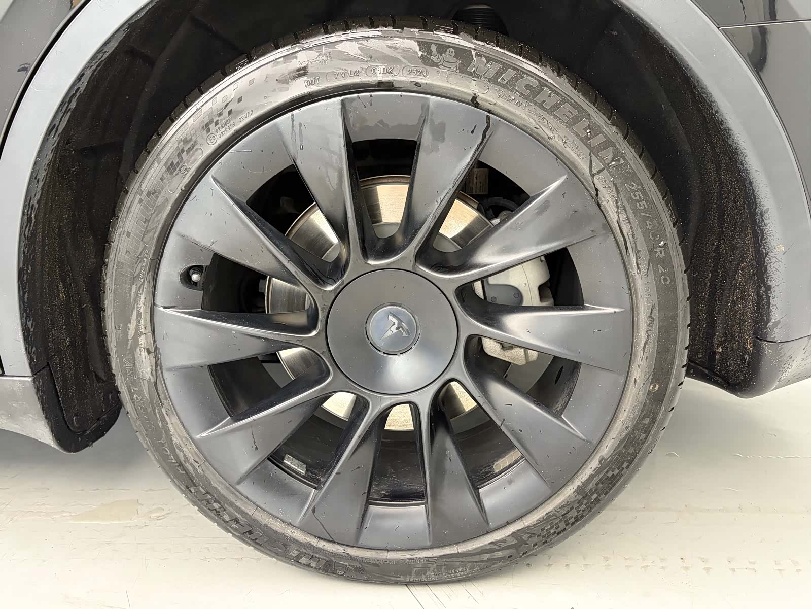 Tesla Model Y, 2022 11