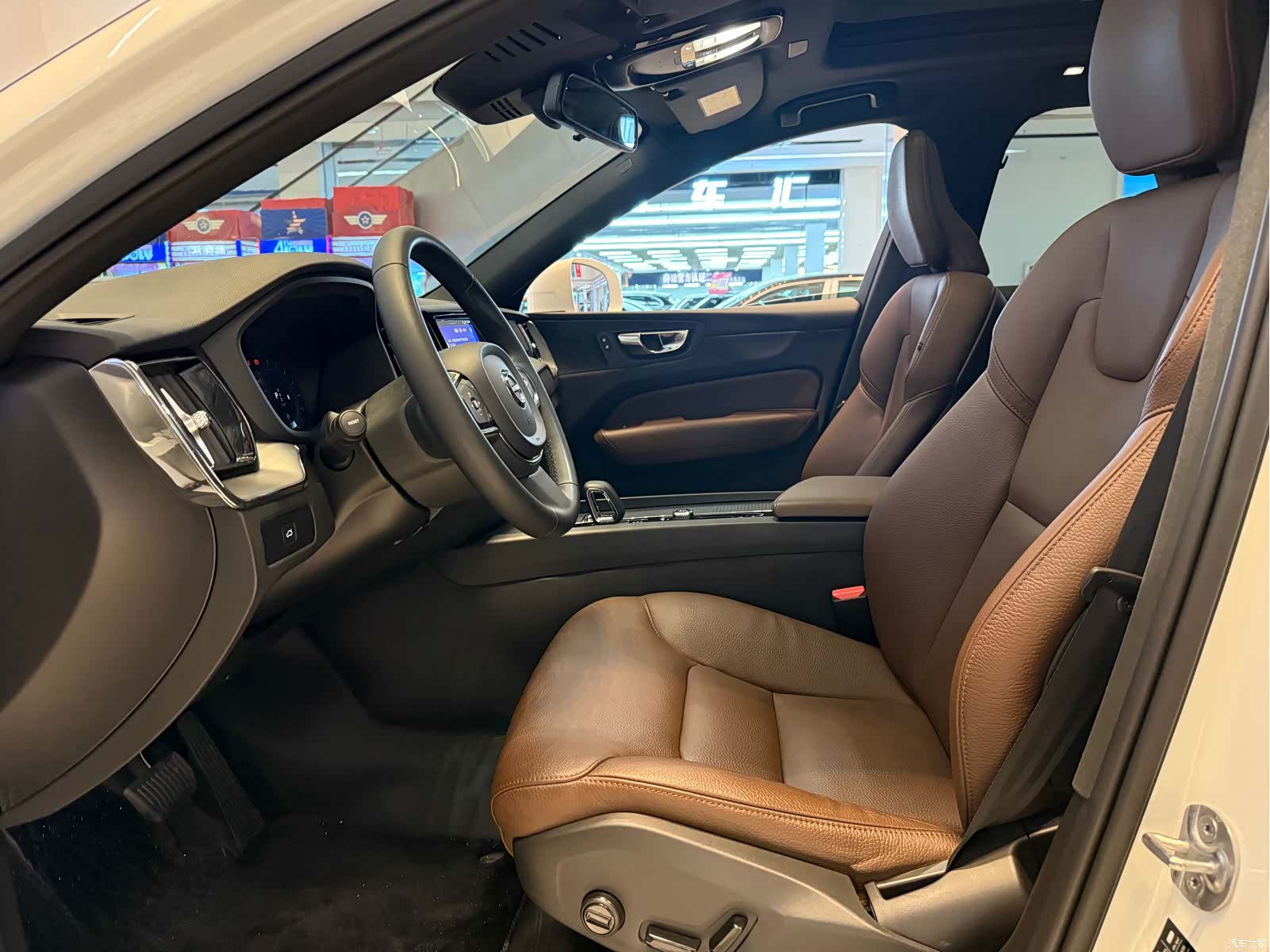 Volvo XC60, 2024 9