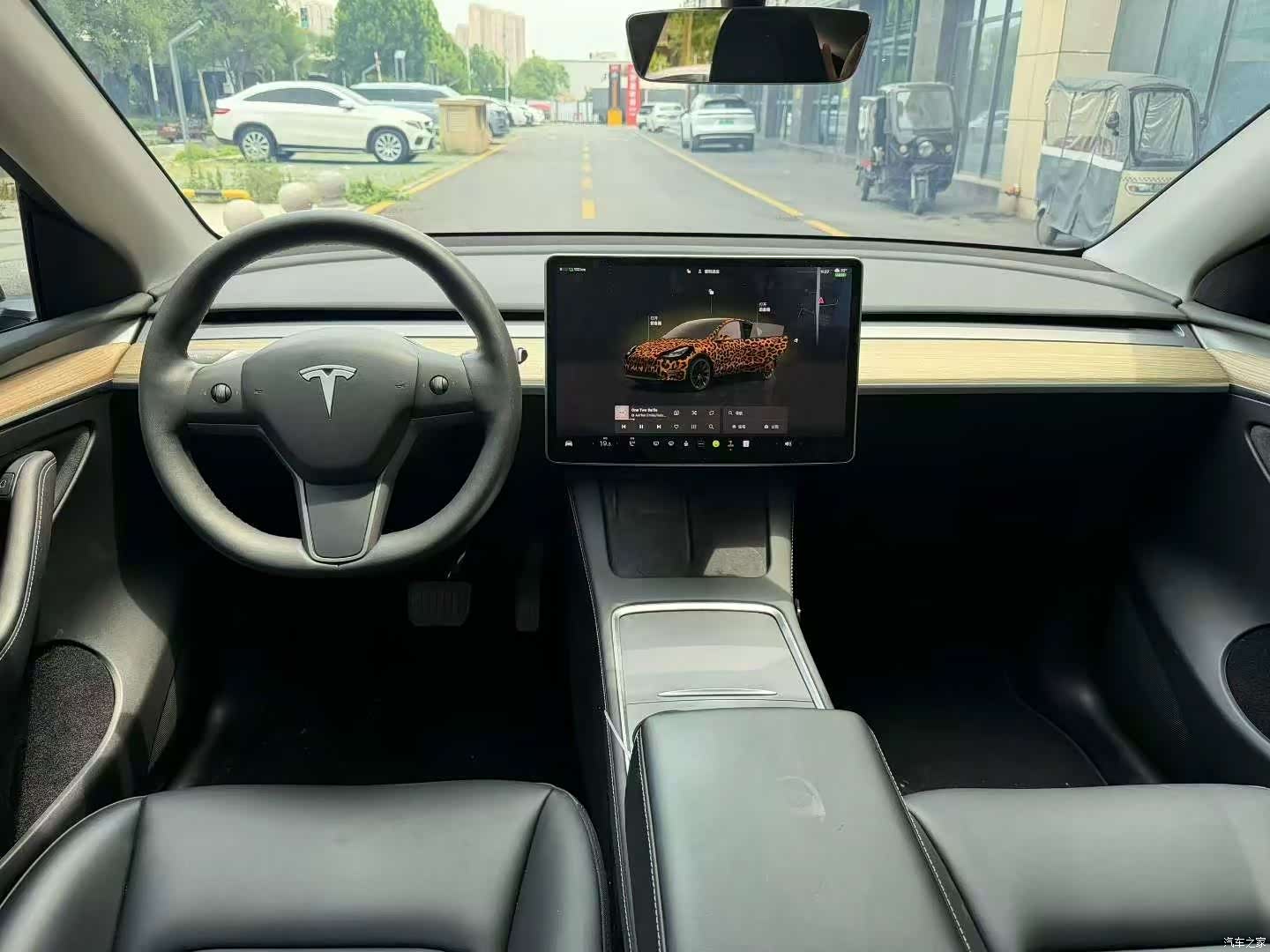 Tesla Model Y, 2023 8