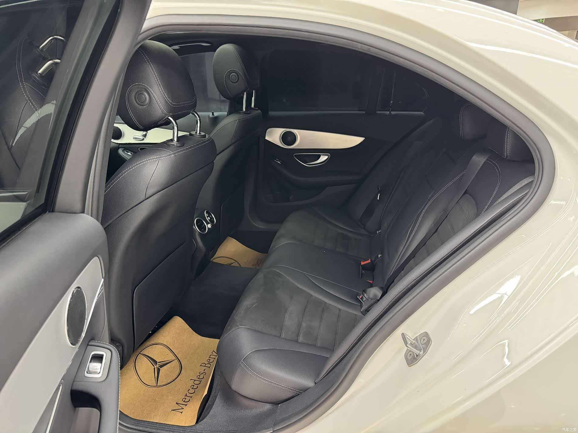 Mercedes-Benz C-Class, 2017 11