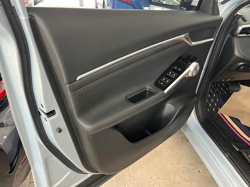 Trumpchi Shadow cool Trumpchi Shadow cool