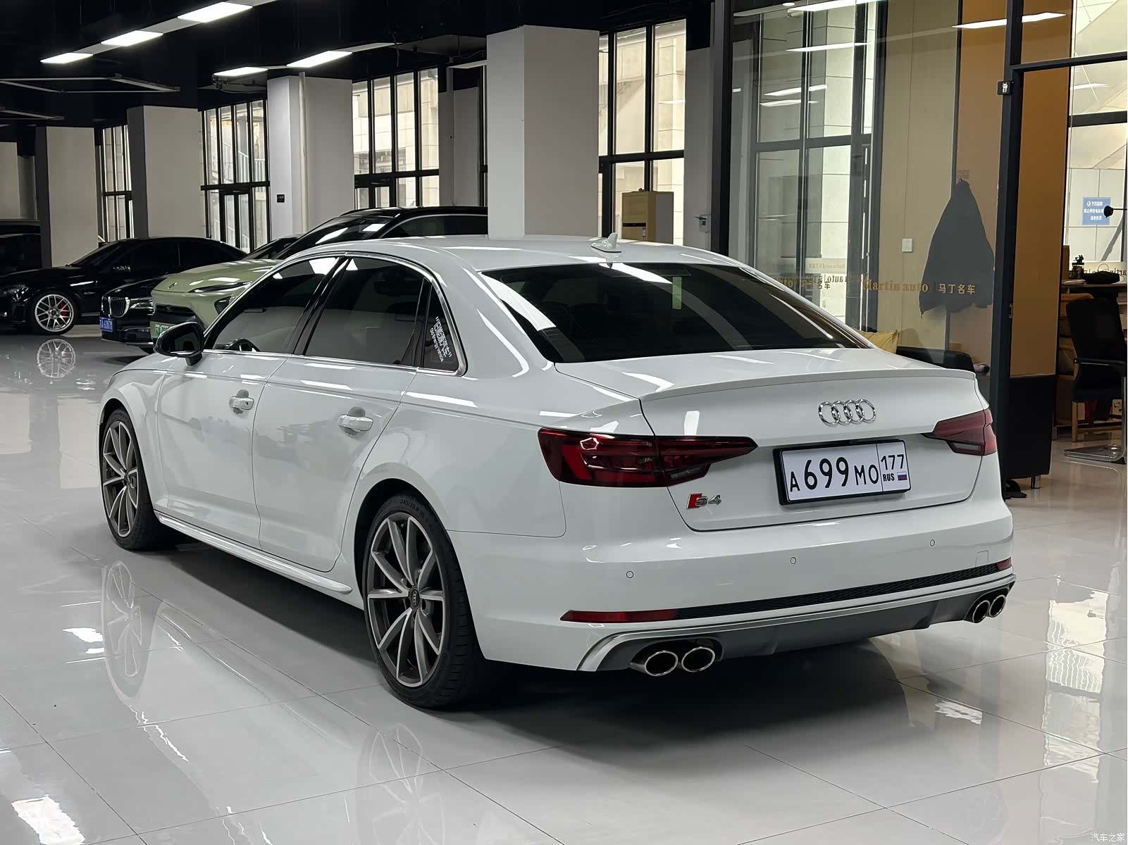 Audi S4, 2019 3