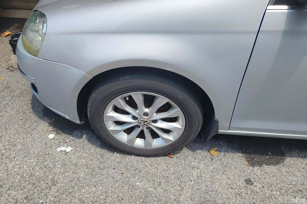 Volkswagen Sagitar, 2012 6