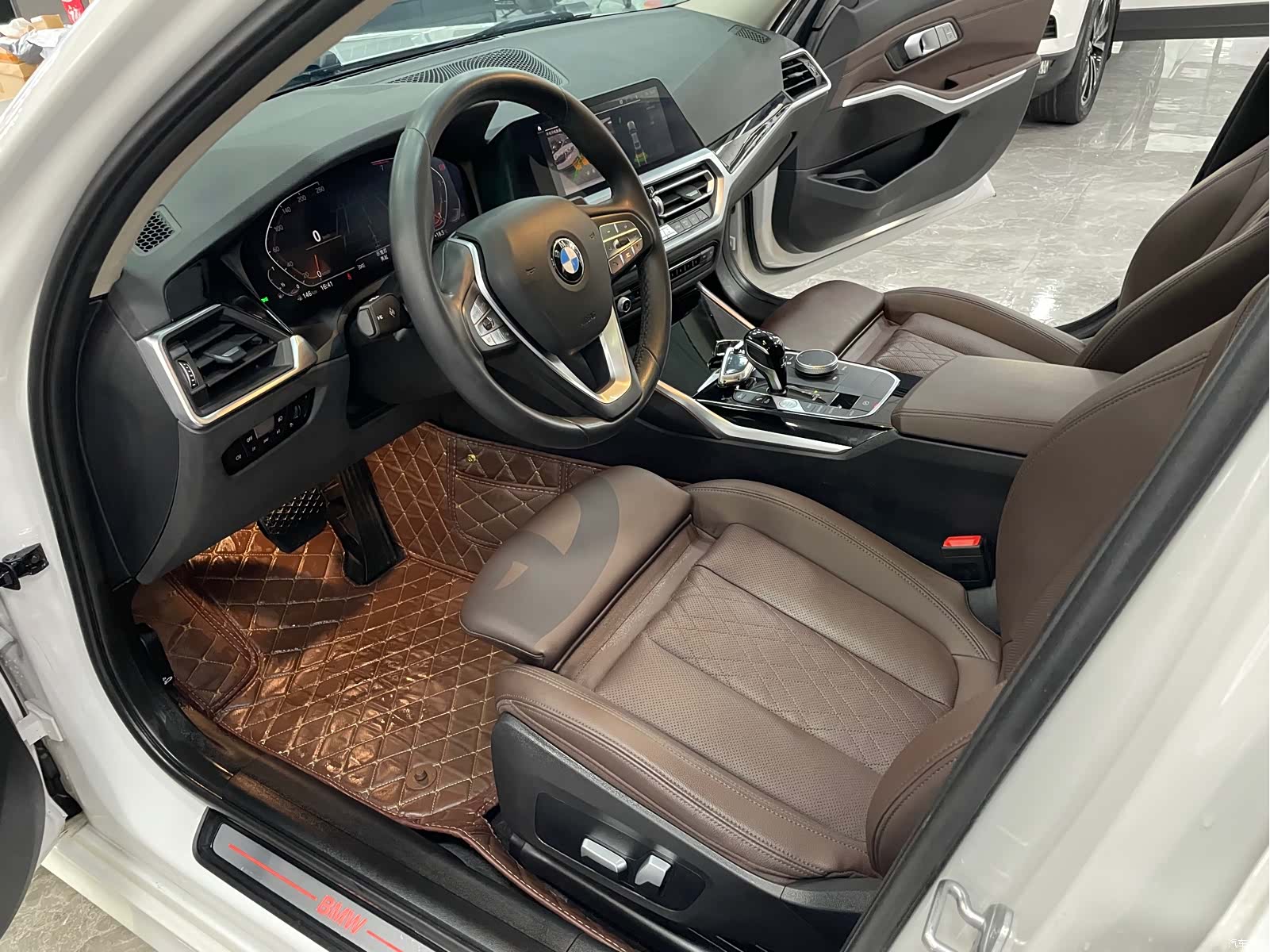 BMW 3 Series, 2022 все фото