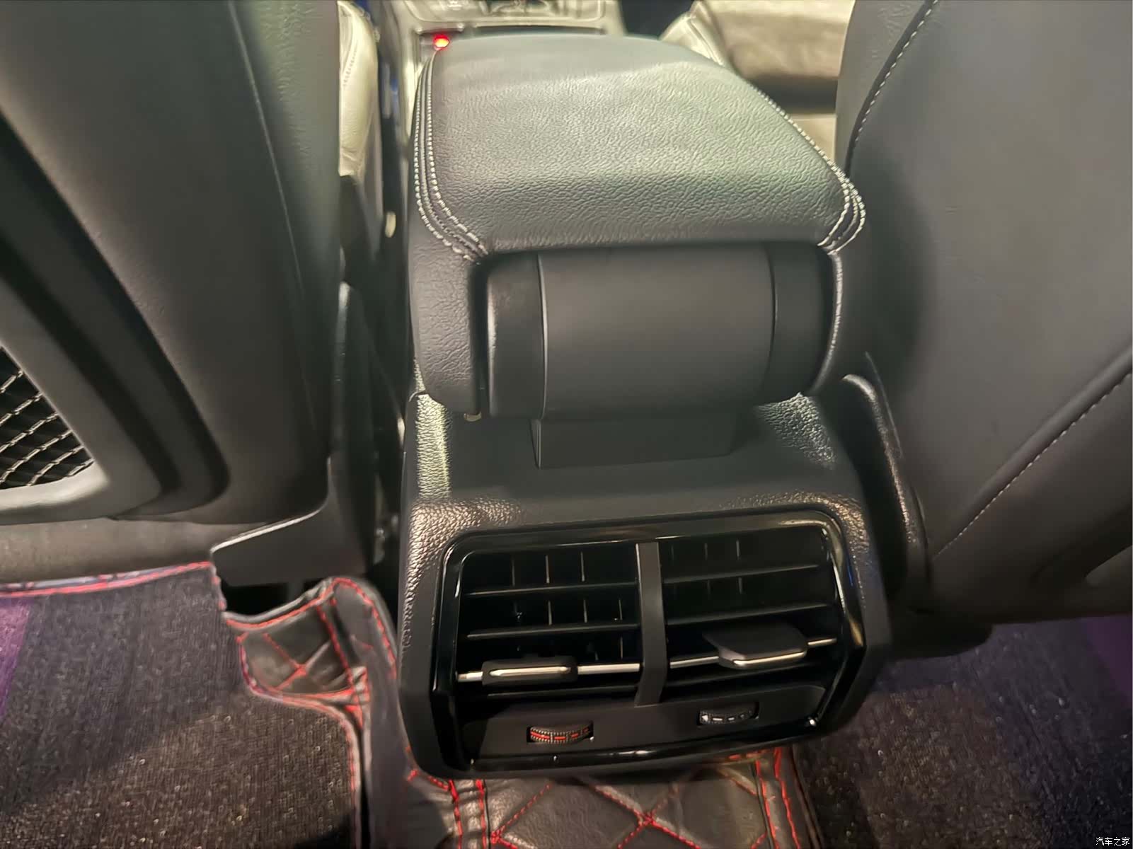 Audi Q3, 2023 17