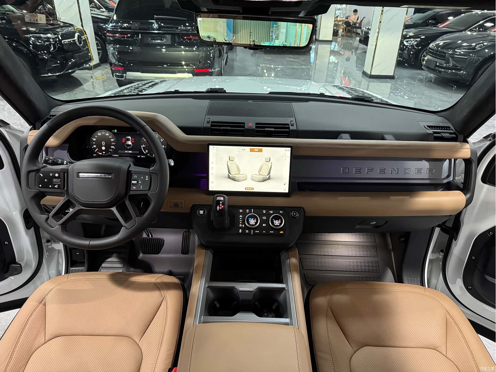 Land Rover Defender, 2026 6