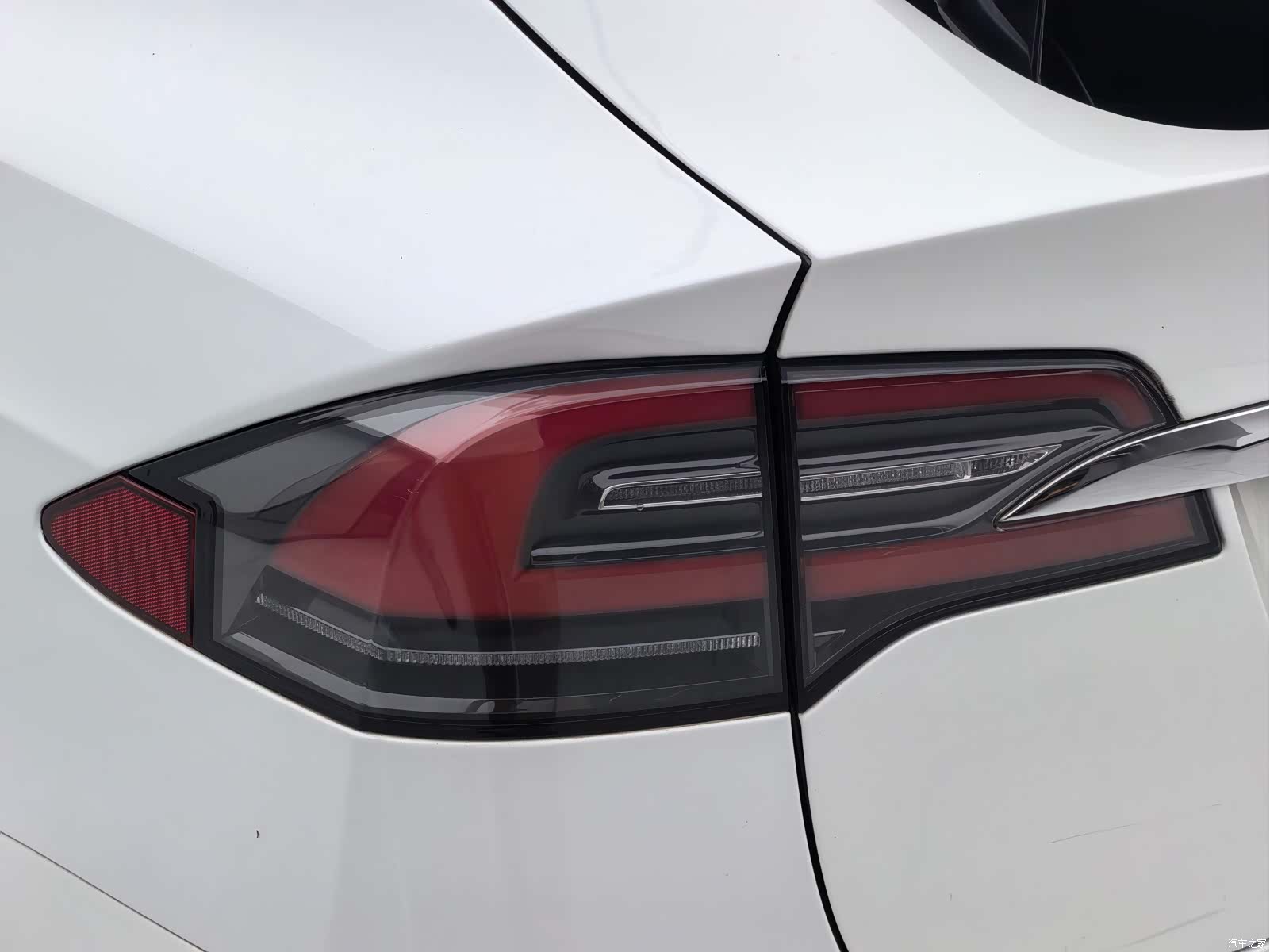 Tesla Model X, 2020 7