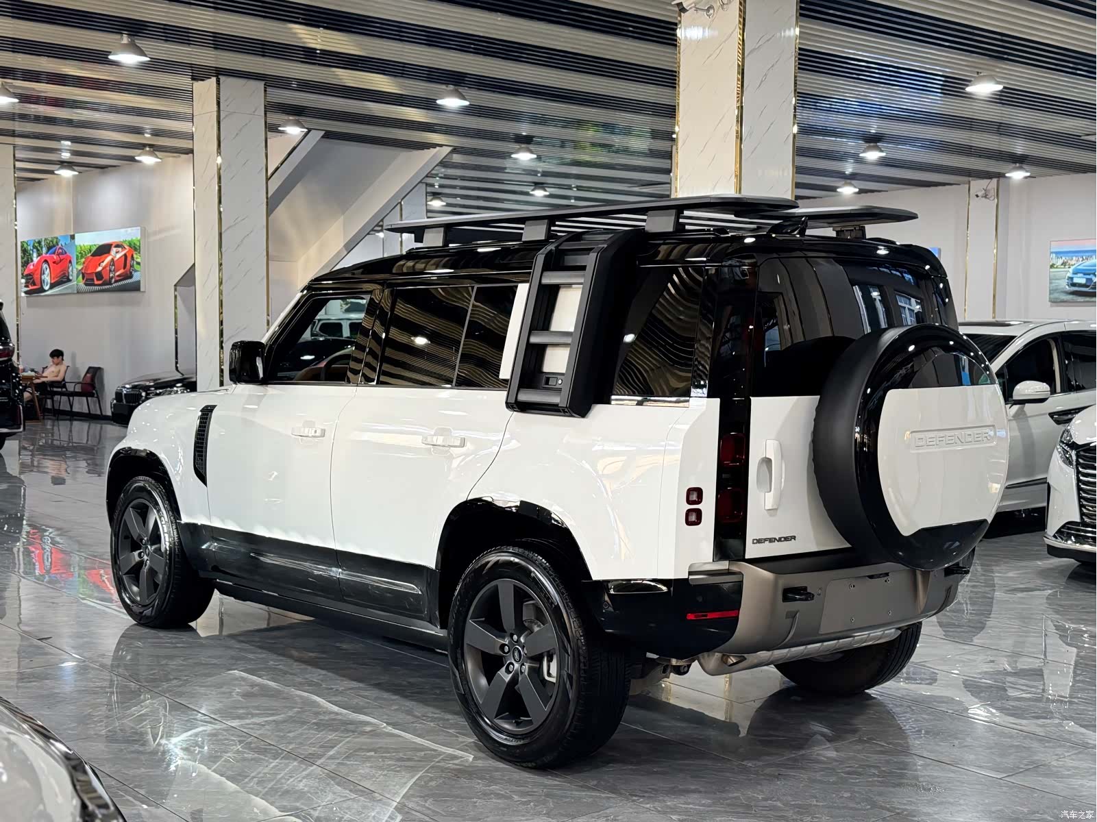 Land Rover Defender, 2026 15