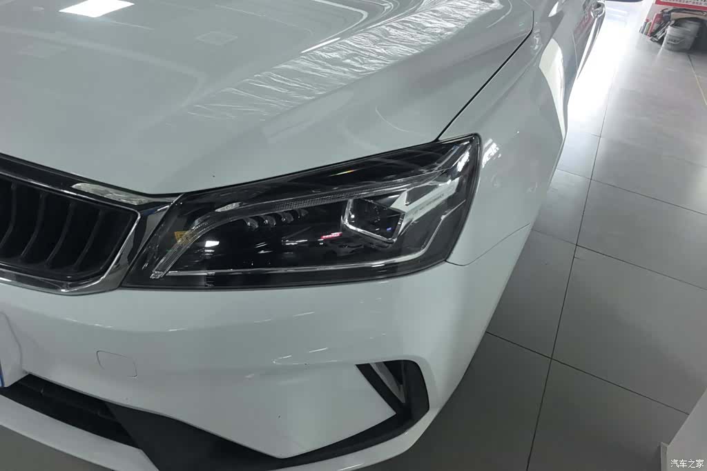 Geely Emgrand, 2021 все фото
