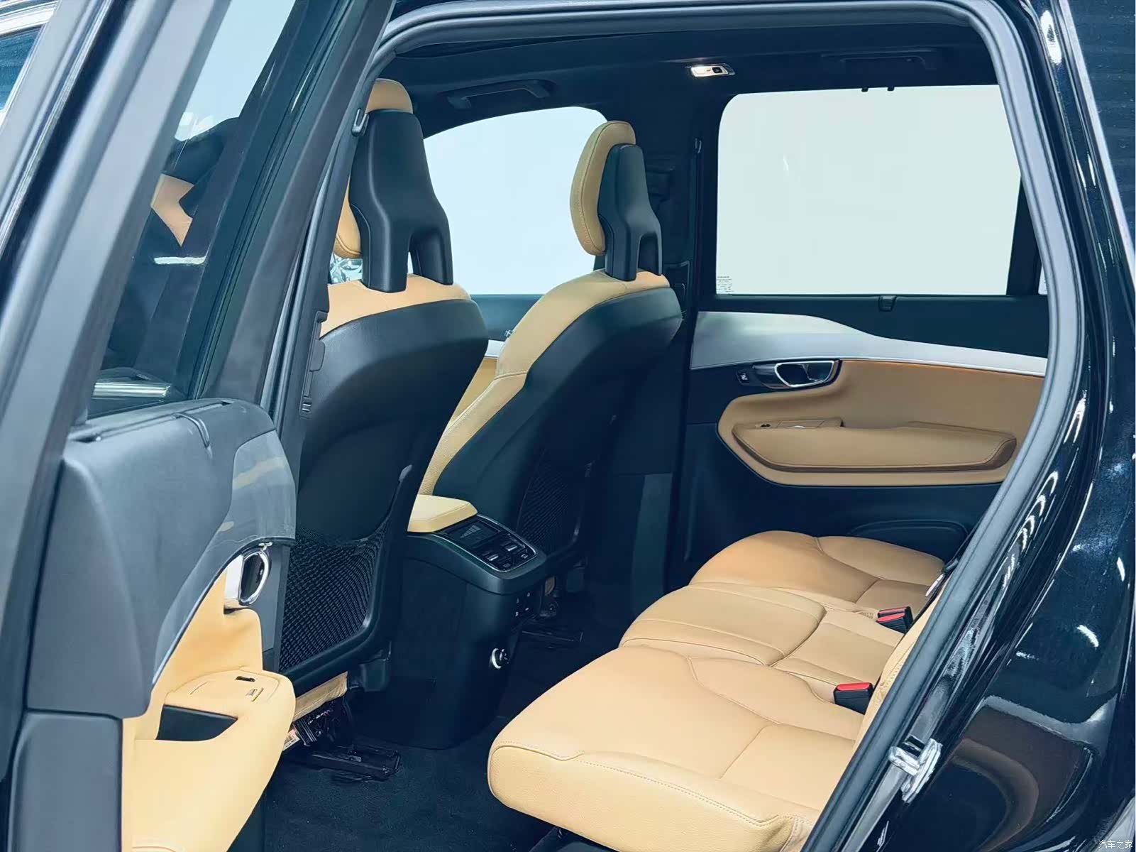 Volvo XC90, 2018 9