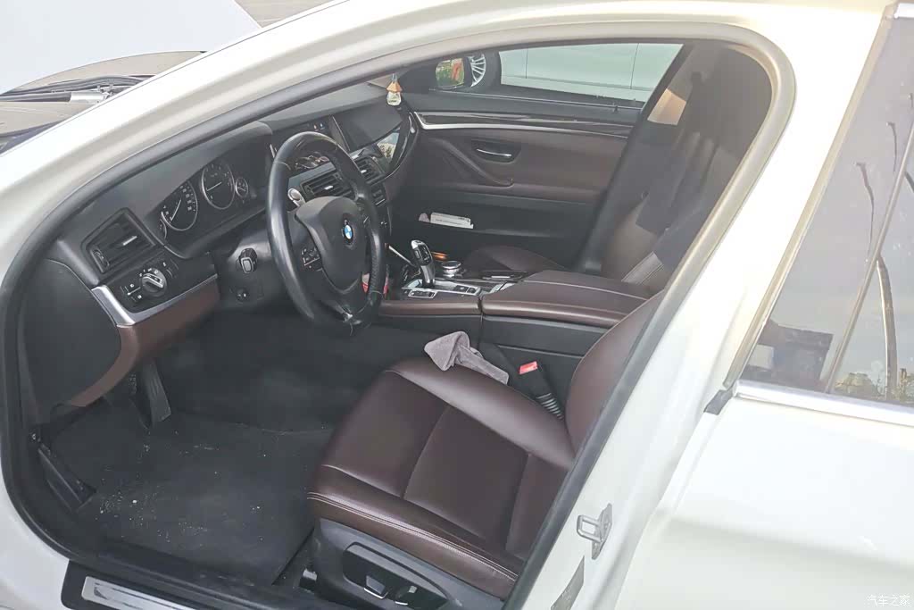 BMW 5 Series, 2016 9