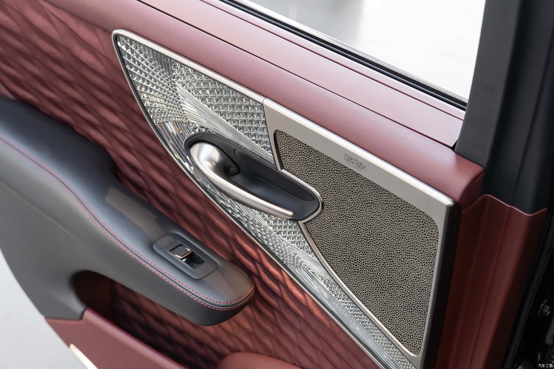 Lexus LS, 2021 18