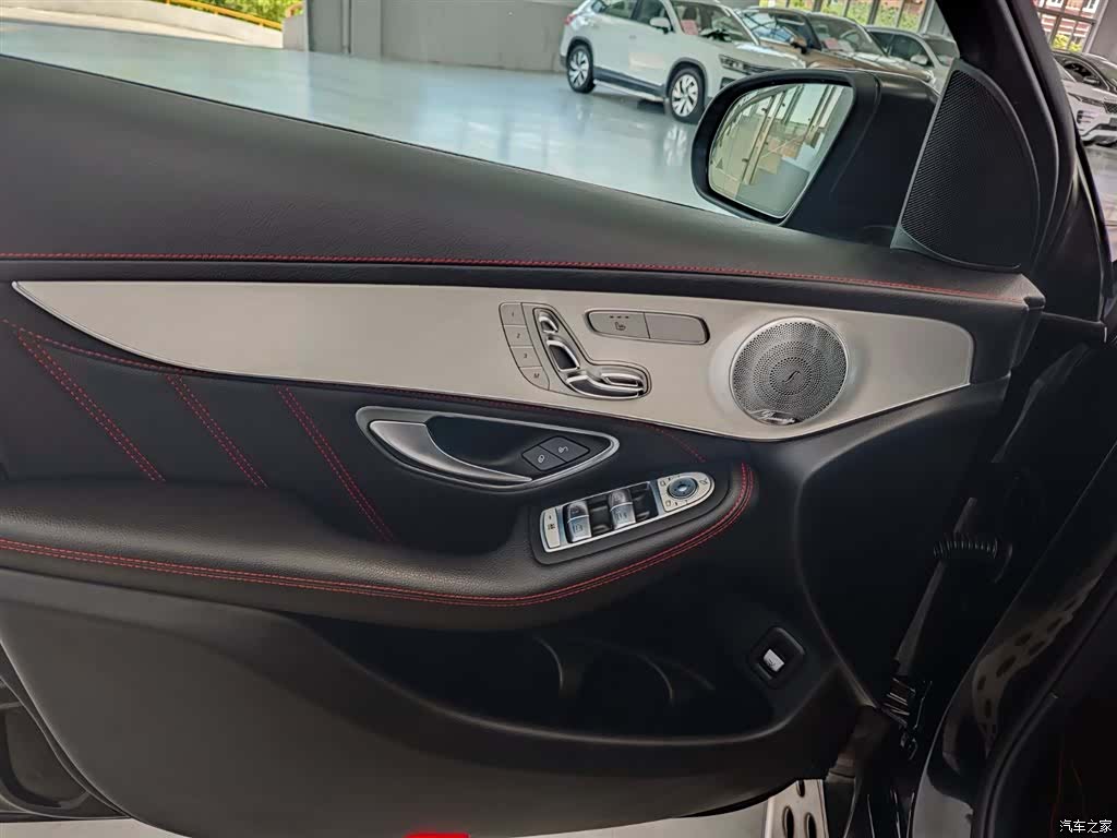 Mercedes-Benz GLC, 2018 18