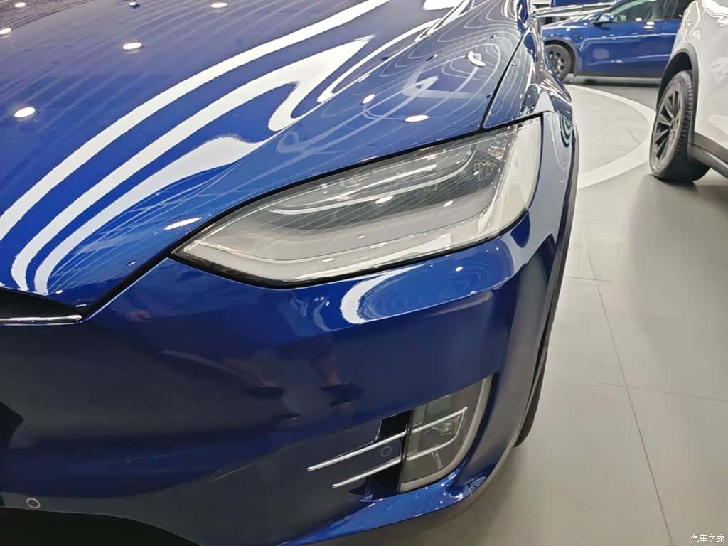Tesla Model X, 2019 24