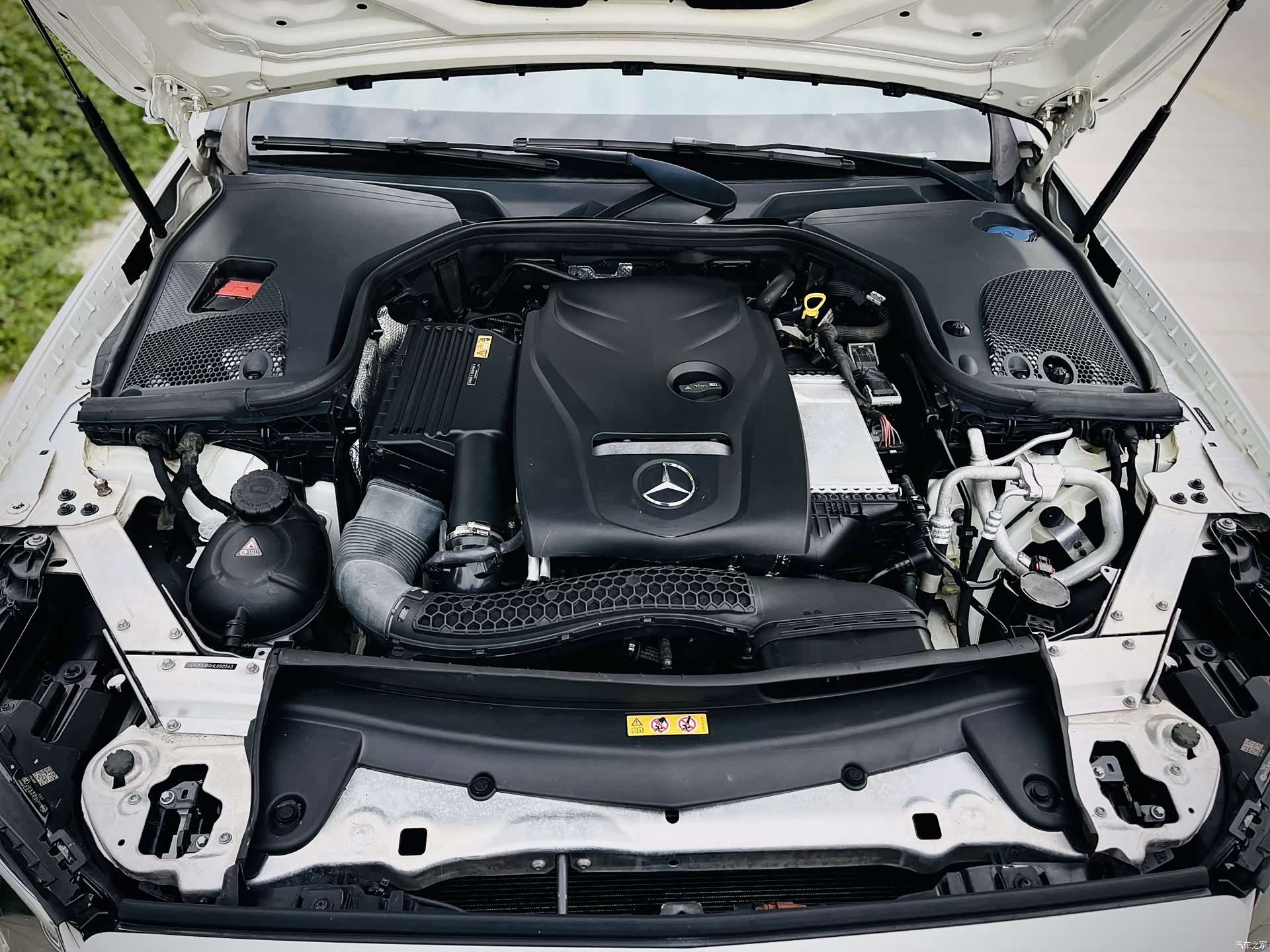 Mercedes-Benz E-Class, 2017 17
