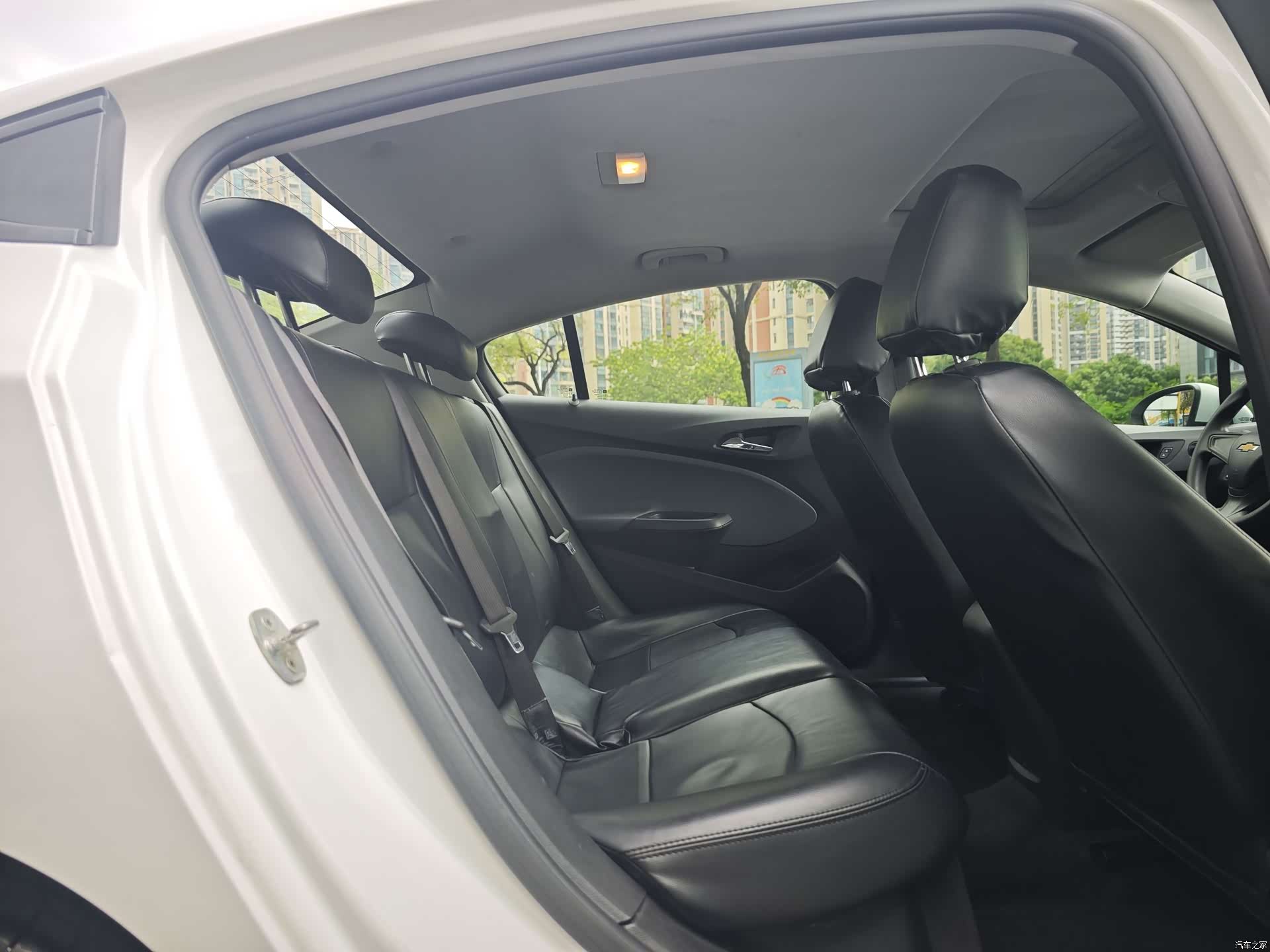 Chevrolet 320, 2017 11