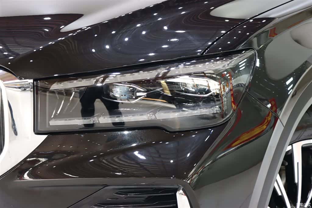 Geely Xingyue L, 2025 7